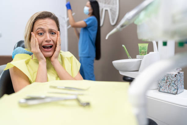 Best Cracked Tooth Emergency Dentist  in Woodlake, CA