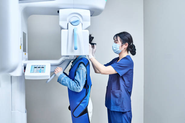 Best Urgent Dental Care  in Woodlake, CA